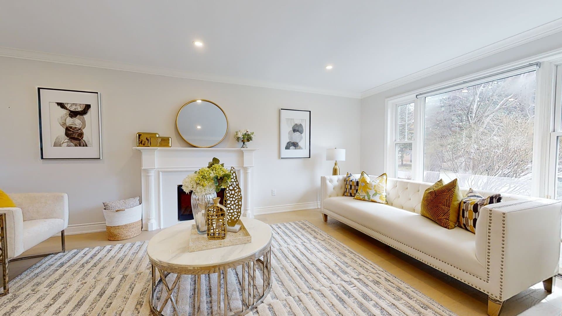 Living & Fireplace 8