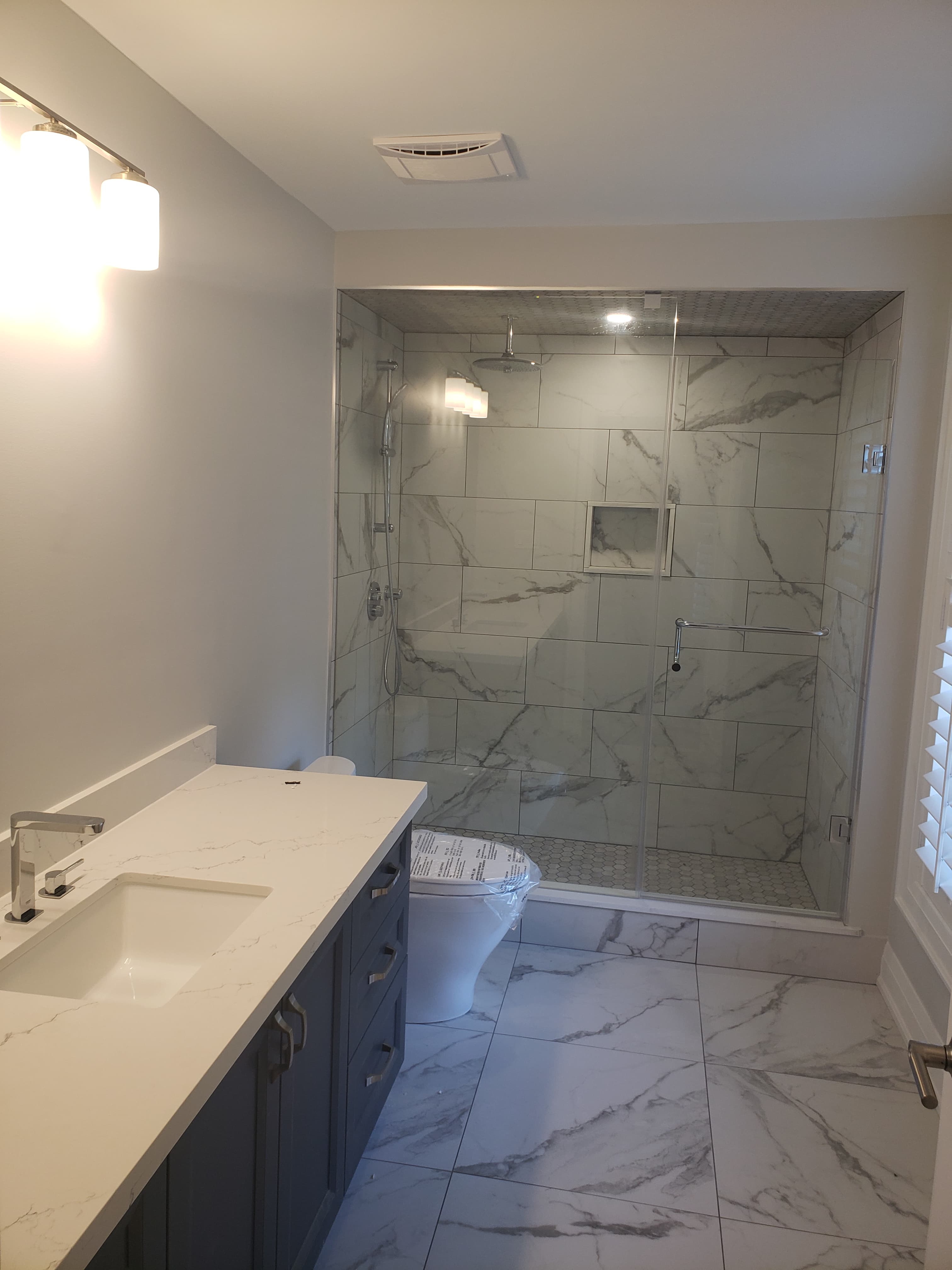 Bathroom 10