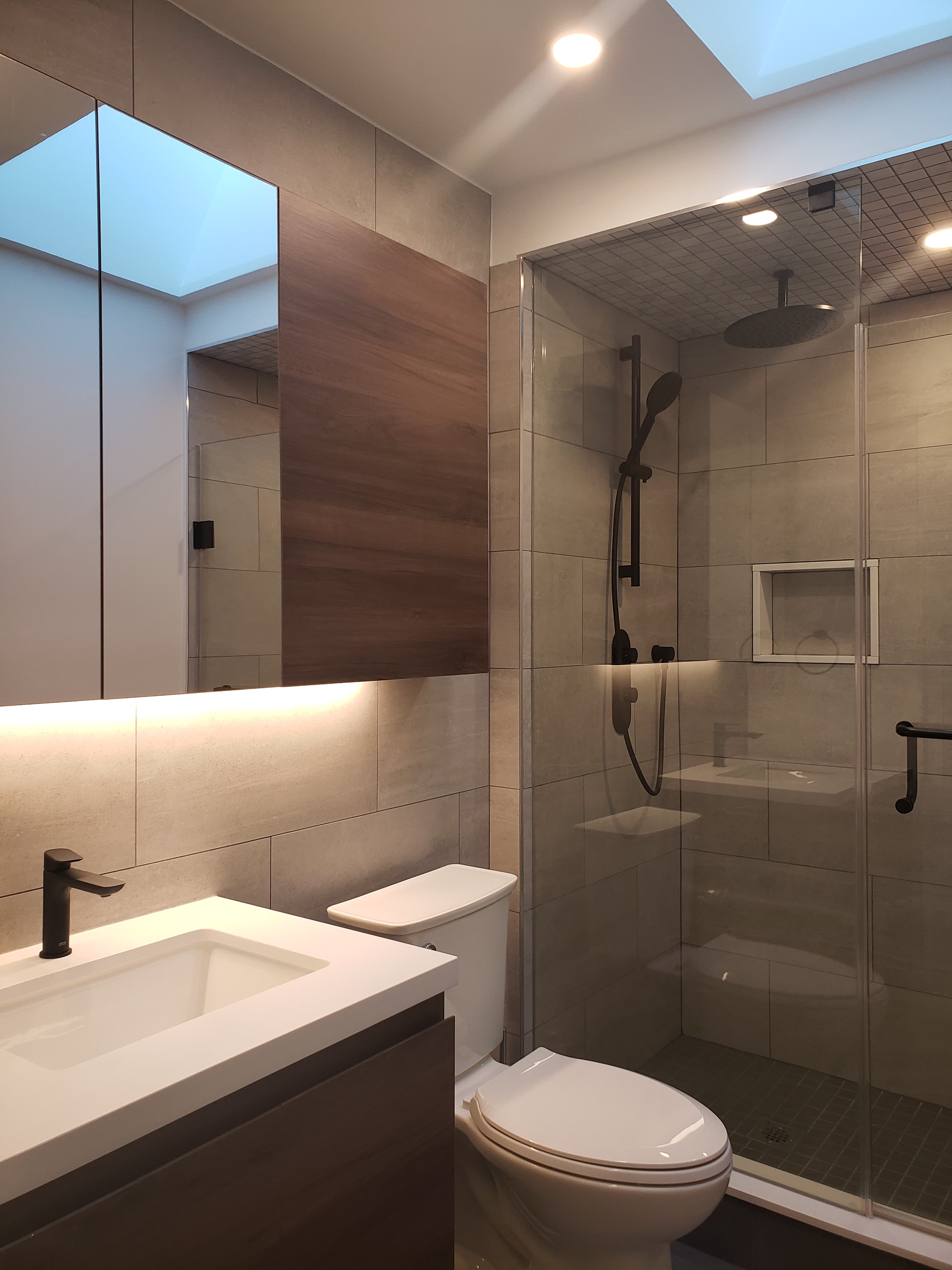 Bathroom 12