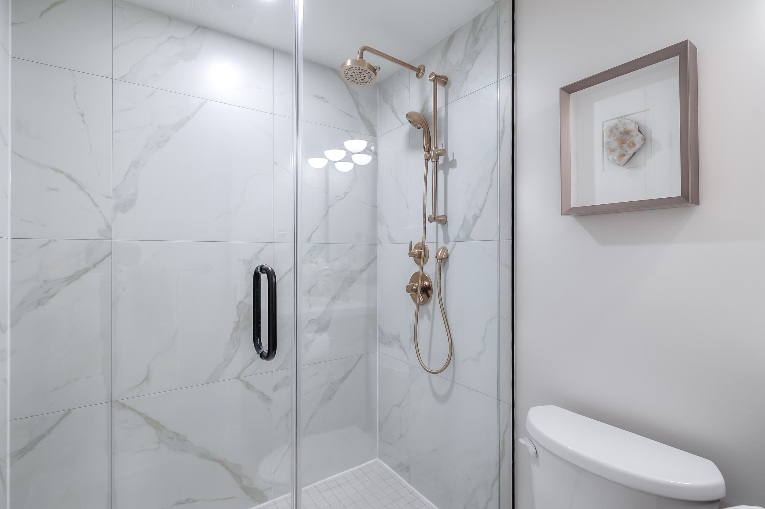 Bathroom 19